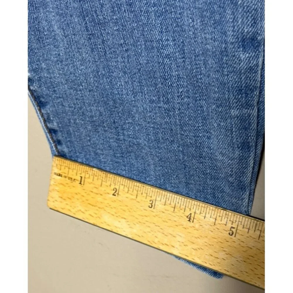 Gap Curvy Jeans Medium Wash Blue Higher Rise Booty Stretch Versatile Women 28R - Picture 8 of 11